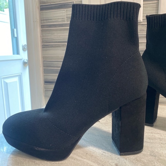 Altar'd state platform wedge sock boots - Picture 2 of 5